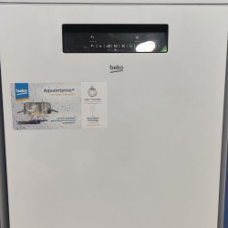 ماشین ظرفشویی 15 نفره بکو 38530 لمسی مدل DFN 38530W